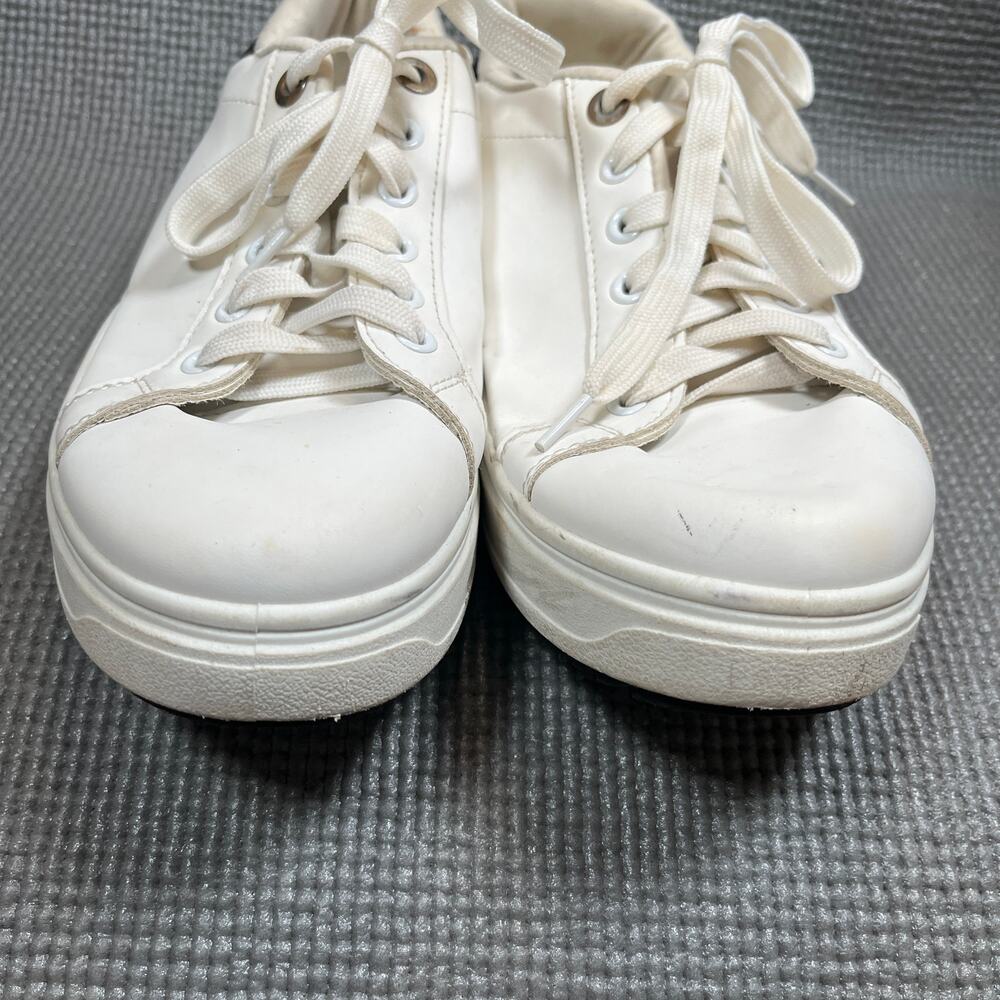 Madden Girl Sneakers Shoes Womens Size 9‎ White Vegan Leather Lace Up Casual - Picture 3 of 9